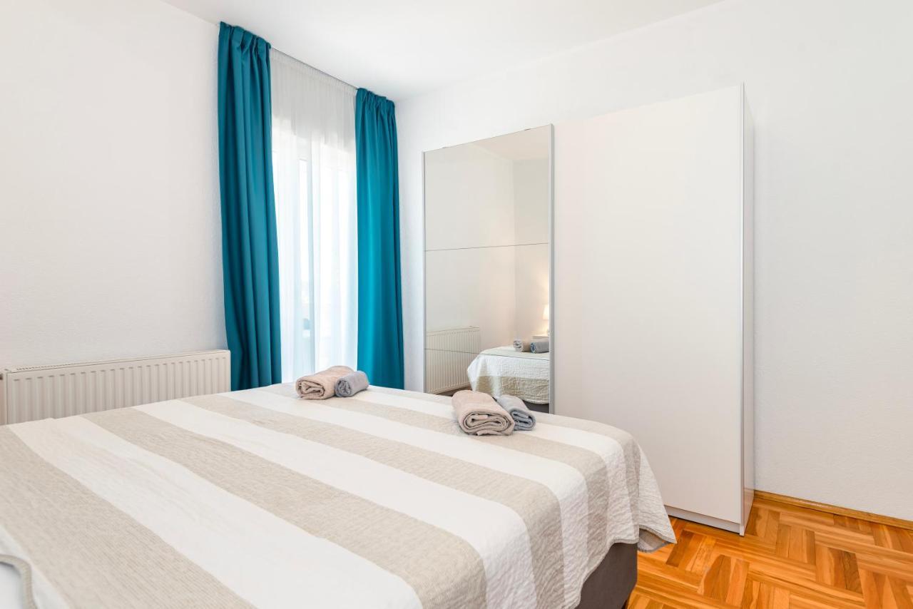 Apartments Plavi Biser シベニク エクステリア 写真