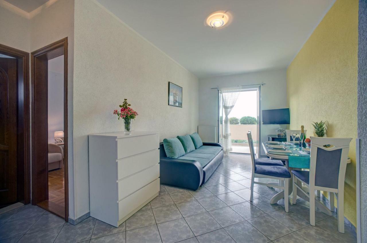 Apartments Plavi Biser シベニク エクステリア 写真